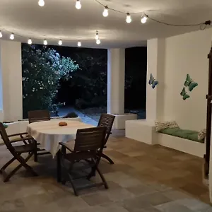 Le Farfalle In Trifamiliare Casa vacanze Porto Istana