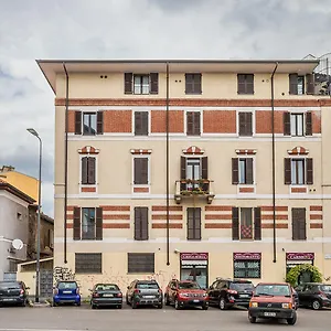 Life Is Beautiful Design Loft Navigli Romolo, Netflix, Wifi, Ac And Street Parking Appartamento Milano